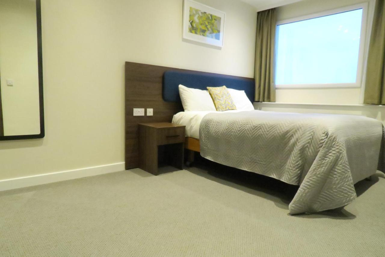 Clarence House码头公寓*